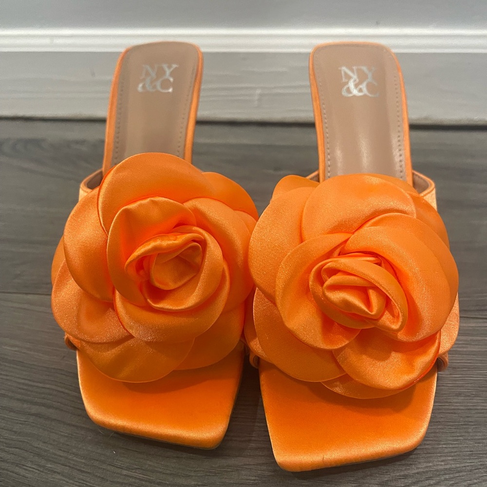 New York & Company Orange Floral Mules